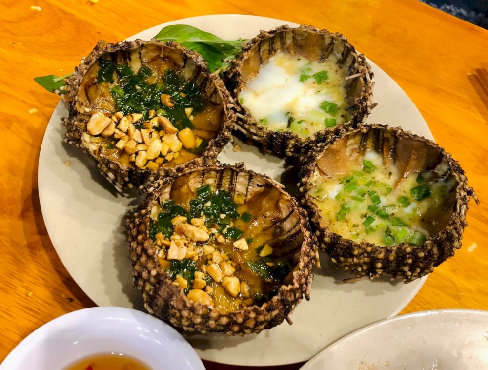 Phu Quoc offers a wide variety of fresh and delicious seafood just waiting for you to try
